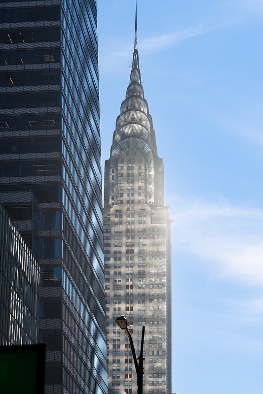 Morning light eliminating the stunning artdeco Chrysler Building in Midtown Manhattan