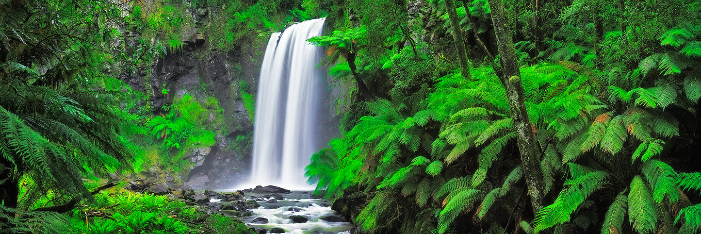 Panoramic view of Hopetoun Falls